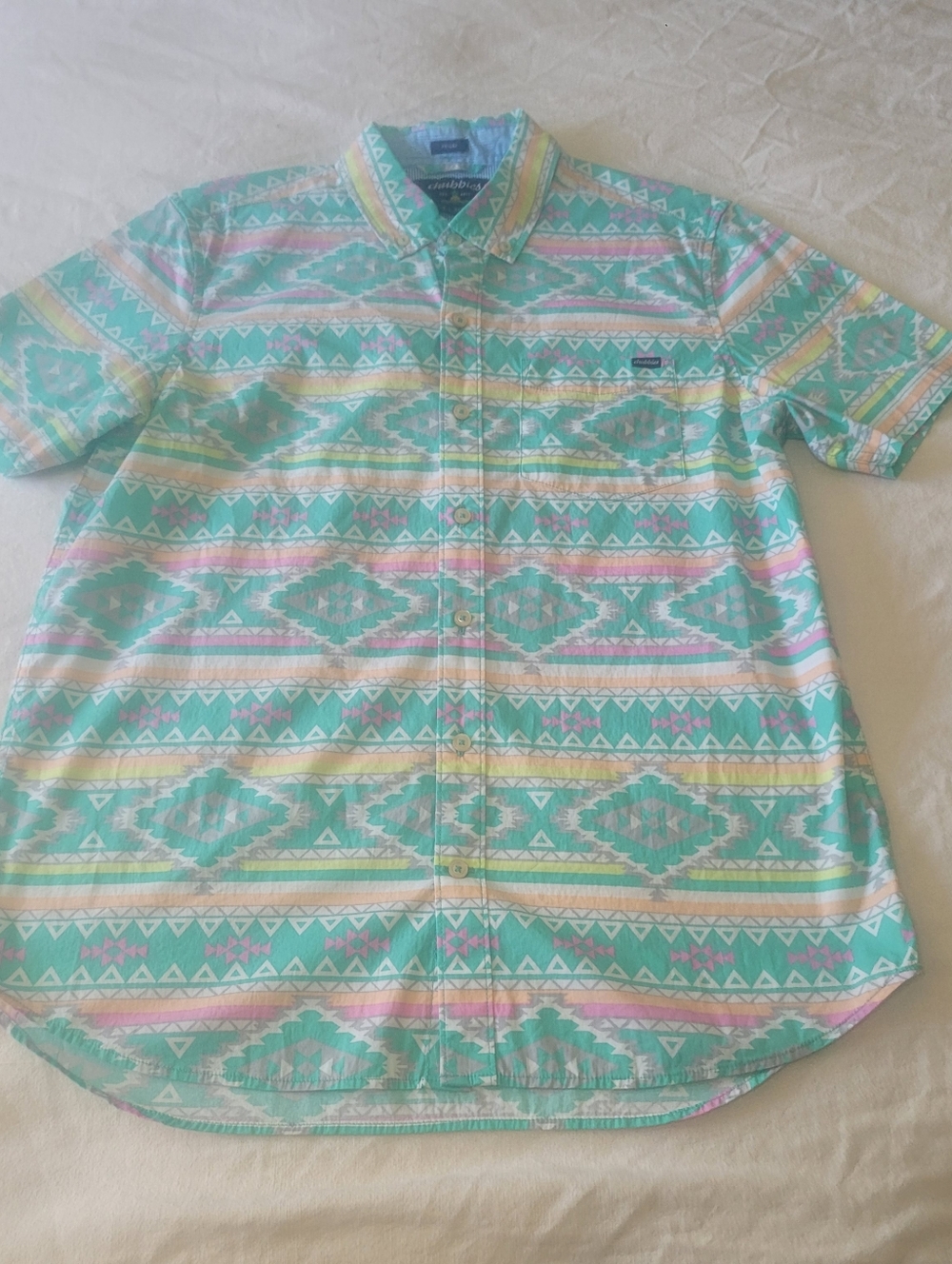 Chubbies Friday Shirt Southwest Short Sleeve Men's Medium NWT Resort Wear Beach